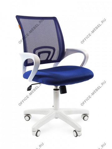 Офисное кресло CHAIRMAN 696 white на Office-mebel.ru